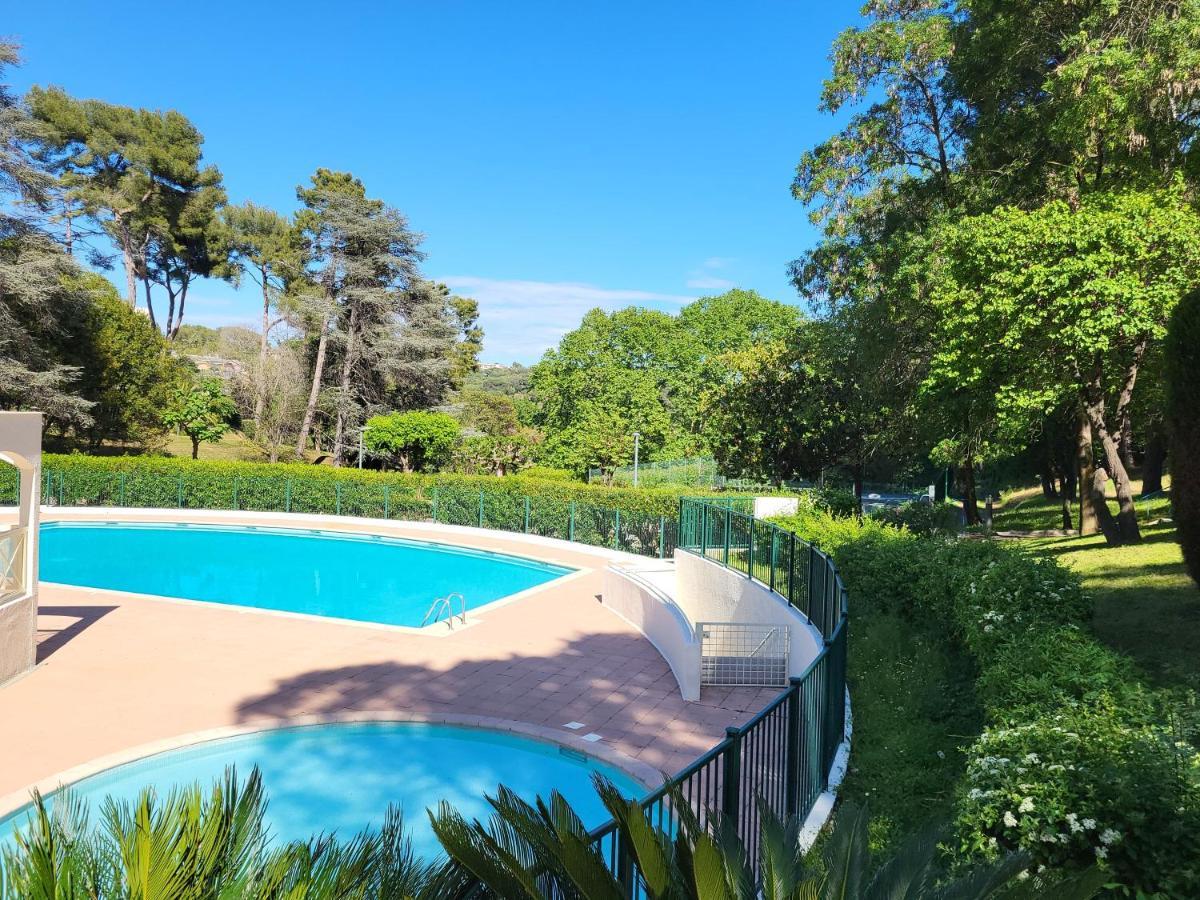 Evasion A Deux, Domaine Prestigieux, Jacuzzi Et Parking Prives, Piscine Leilighet Cannes Eksteriør bilde